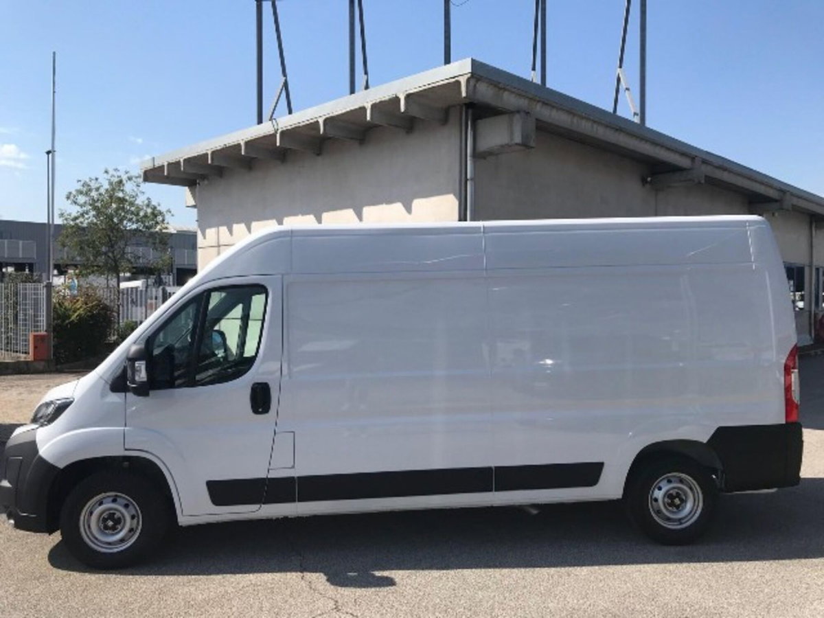 Fiat Ducato Furgone L3H2 2.2 diesel 140cv auto (4)