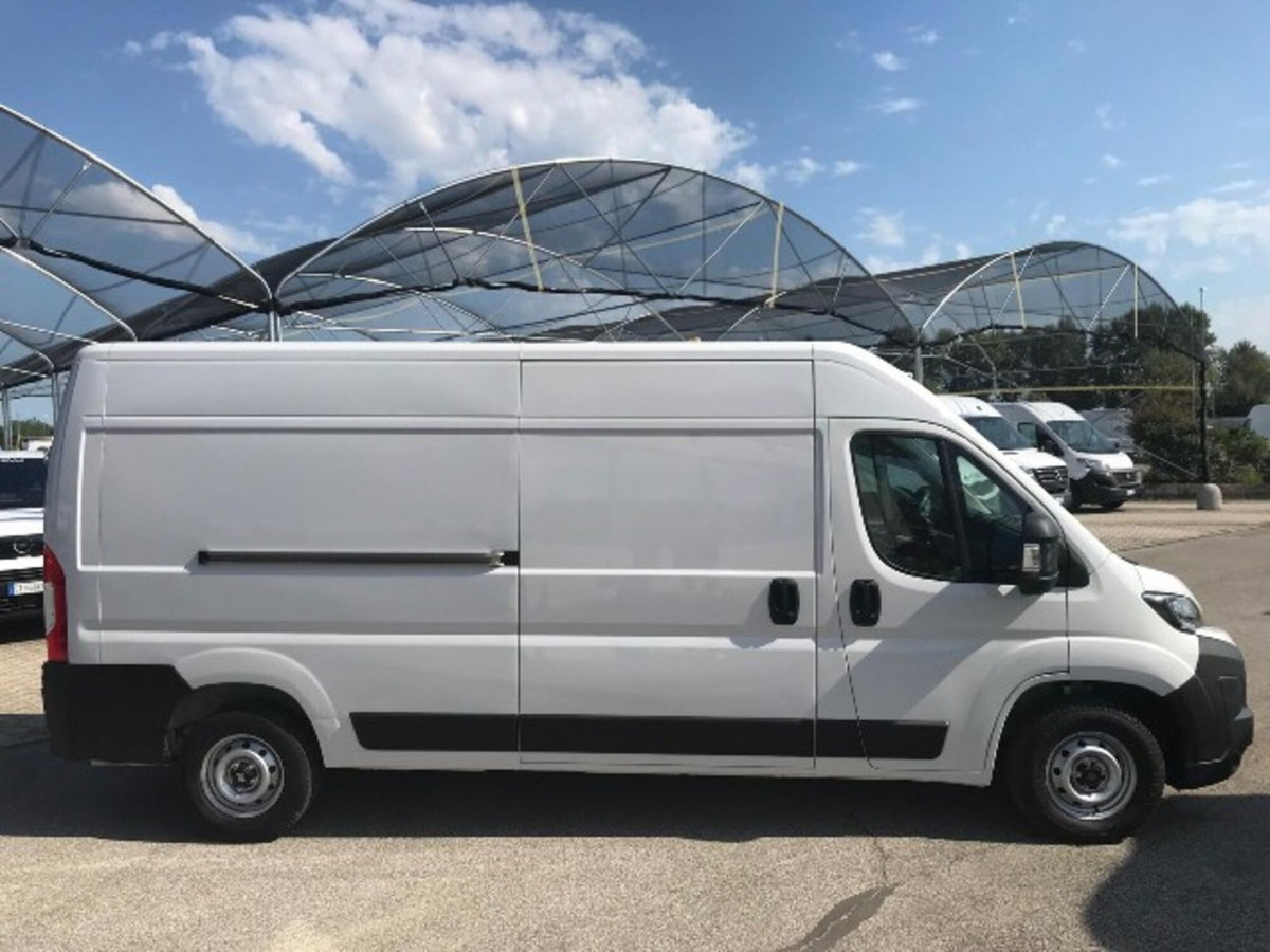 Fiat Ducato Furgone L3H2 2.2 diesel 140cv auto (8)