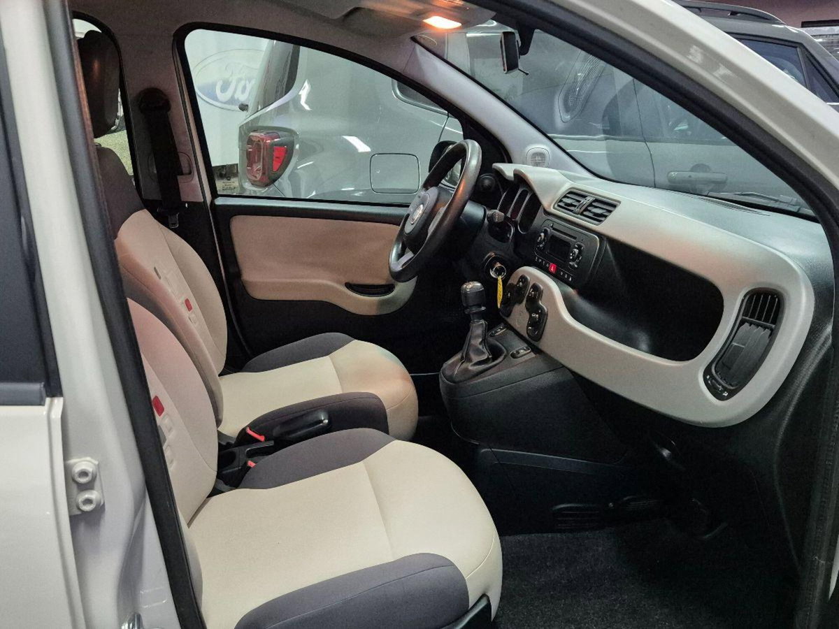 Fiat Panda 0.9 TwinAir Turbo Natural Power Lounge (2)