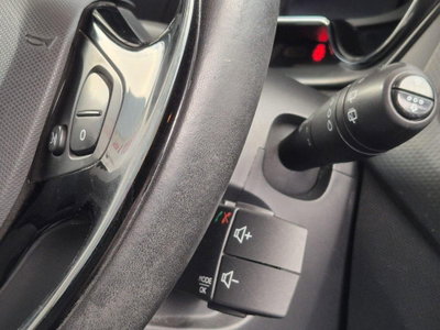 Renault Captur 1.5 dCi 8V 90 CV Start&Stop Energy R-Link (18)