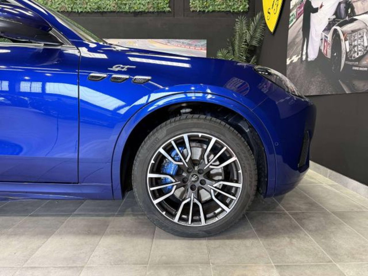 Maserati Grecale 2.0 mhev GT 300cv auto (8)