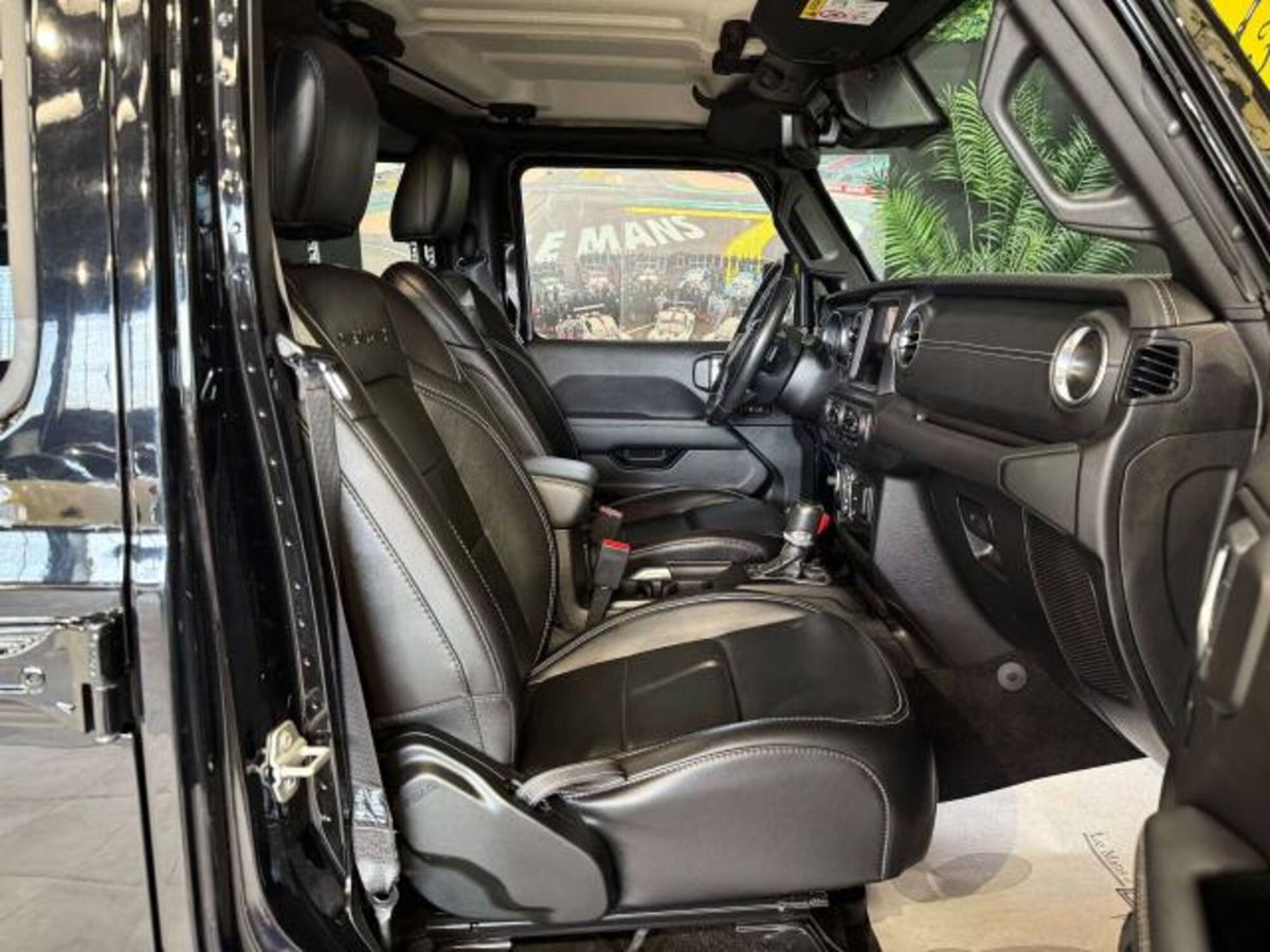 Jeep Gladiator 3.0 Diesel V6 Overland (10)