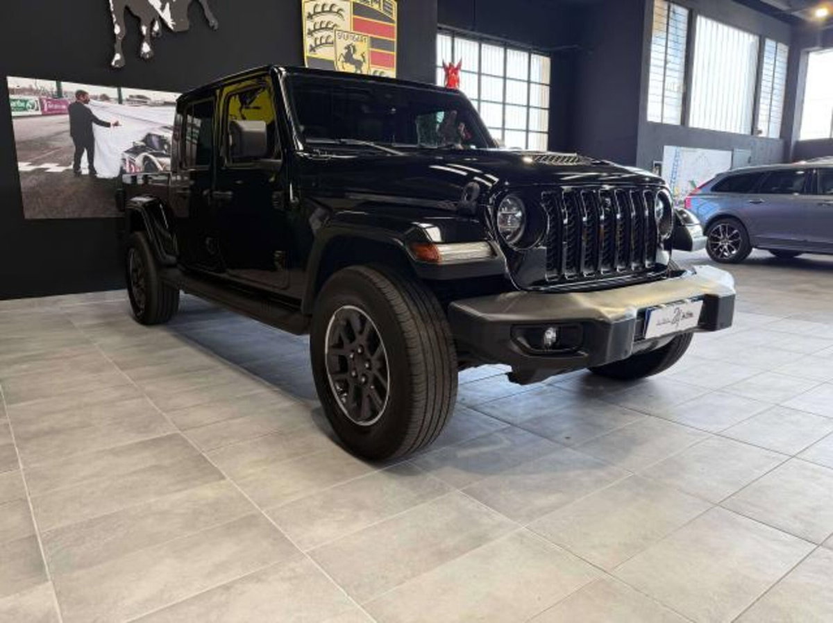 Jeep Gladiator 3.0 Diesel V6 Overland (3)