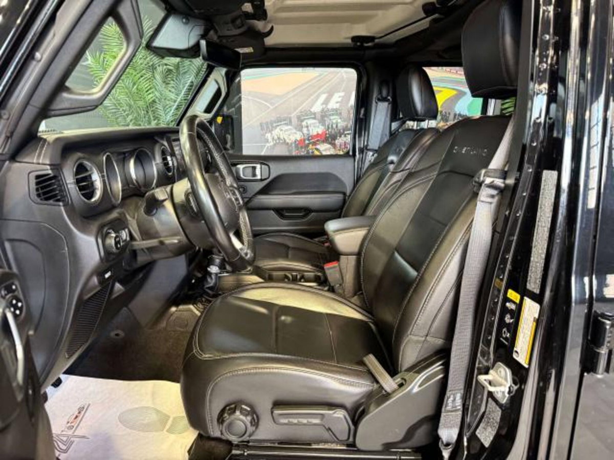 Jeep Gladiator 3.0 Diesel V6 Overland (9)
