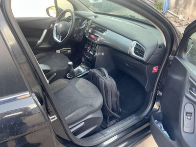 Citroen C3 1.4 HDi 70 FAP Exclusive Style (3)