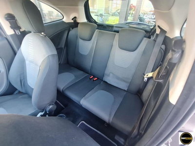 Ford Ka 1.3 TDCi 75CV Titanium (11)