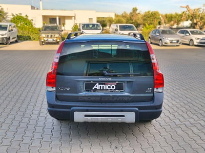 Volvo XC70 2.4 D5 20V (185CV) cat AWD Summum (8)