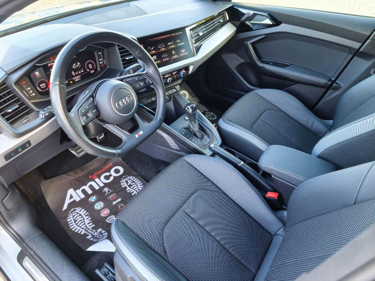 Audi A1 citycarver 30 TFSI S tronic Identity Contrast (10)