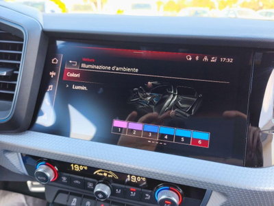 Audi A1 citycarver 30 TFSI S tronic Identity Contrast (19)