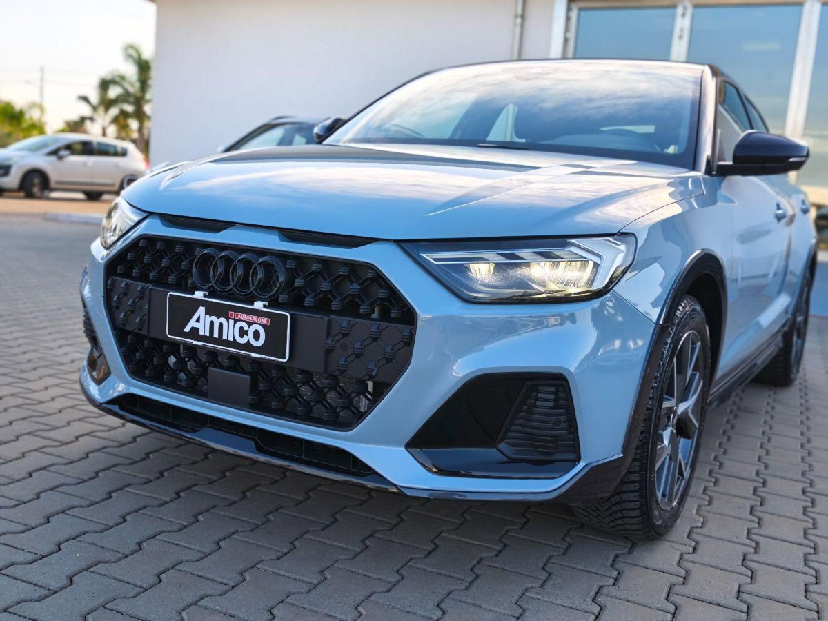 Audi A1 citycarver 30 TFSI S tronic Identity Contrast (3)