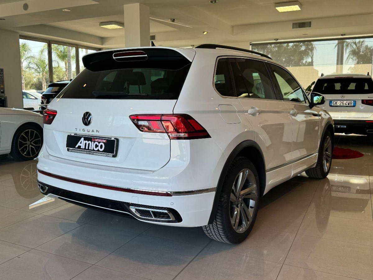 Volkswagen Tiguan Allspace 2.0 TDI SCR DSG 4MOTION R-Line (7)
