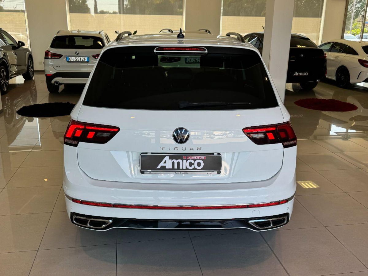 Volkswagen Tiguan Allspace 2.0 TDI SCR DSG 4MOTION R-Line (9)