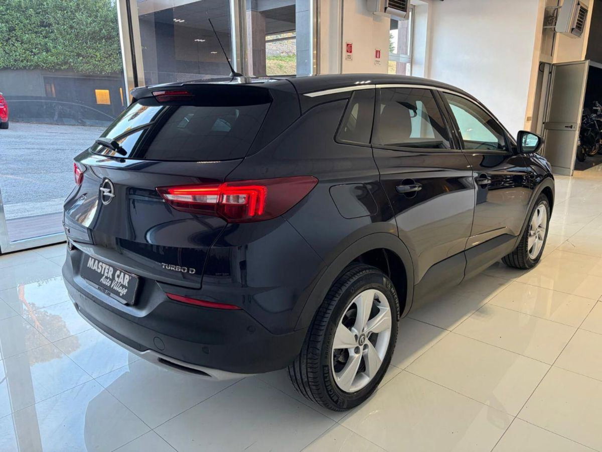 Opel Grandland X 1.6 diesel Ecotec Start&Stop Innovation (4)