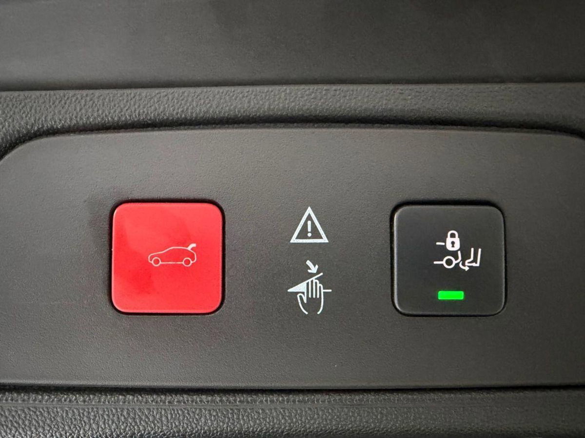 Opel Grandland X 1.6 diesel Ecotec Start&Stop Innovation (8)