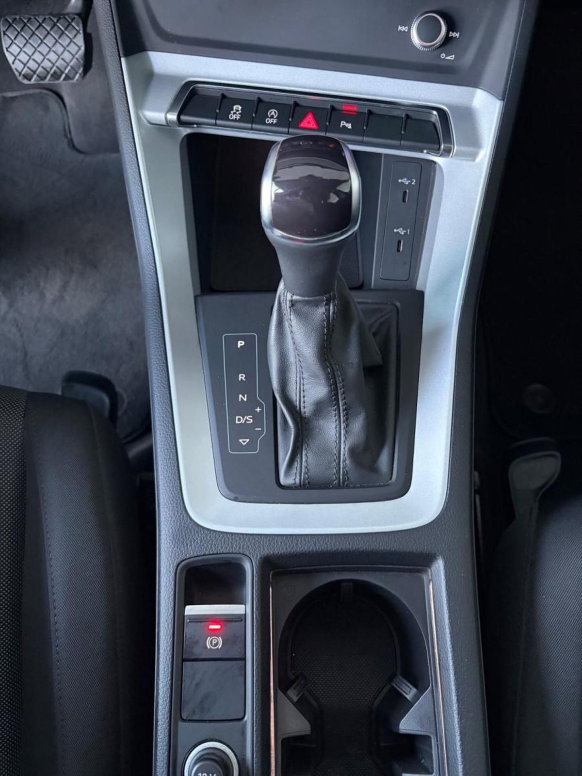 Audi Q3 35 TFSI S tronic Business Advanced (15)