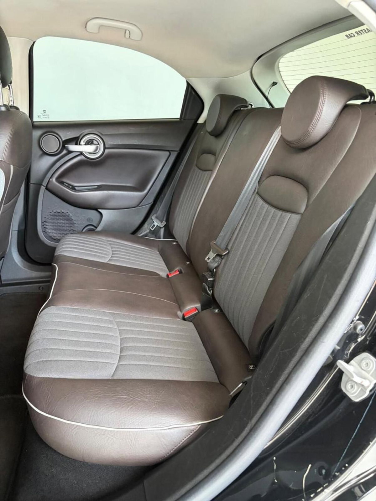 Fiat 500X 1.6 MultiJet 120 CV Lounge (15)