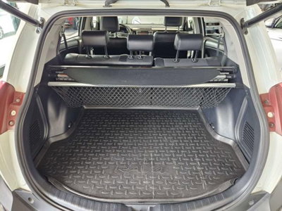 Toyota Rav4 D-CAT A/T 4WD Lounge White Ed. (5)