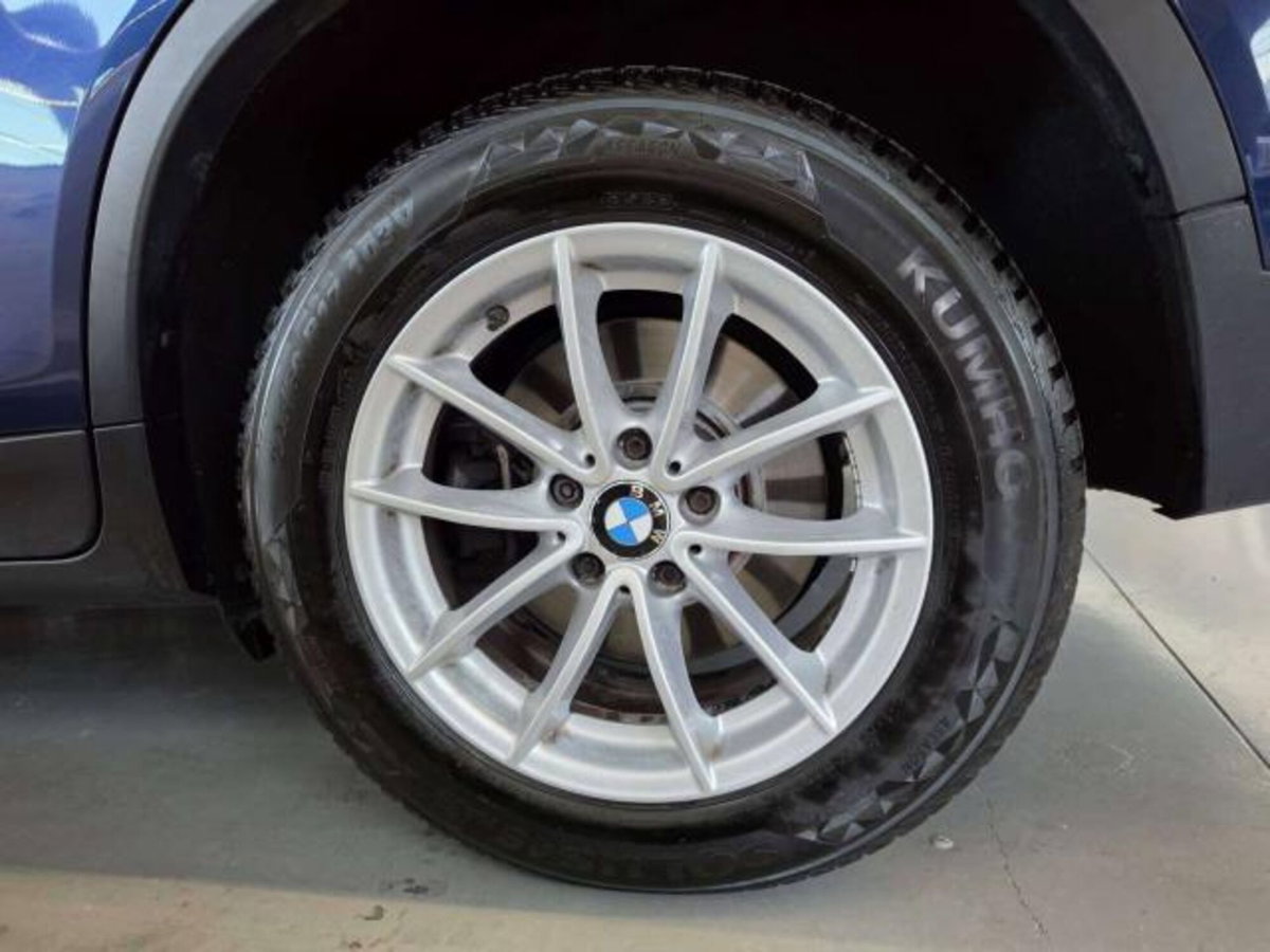 BMW X3 sDrive18d Business aut. (14)