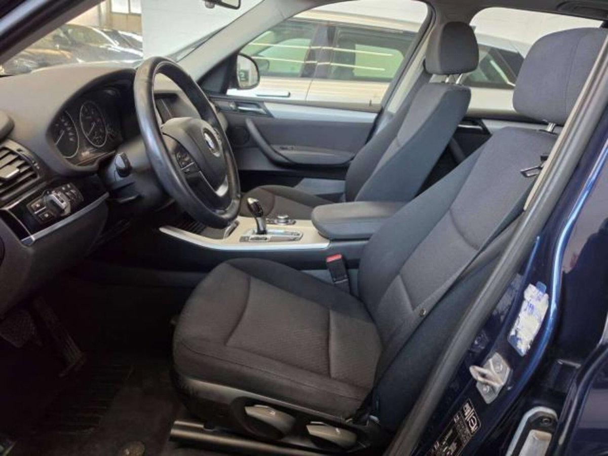 BMW X3 sDrive18d Business aut. (7)