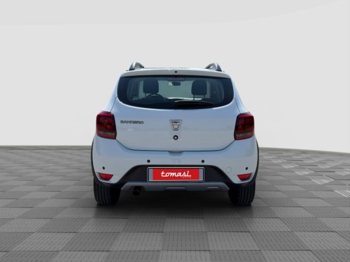 Dacia Sandero Stepway 0.9 TCe 90 CV Comfort (4)
