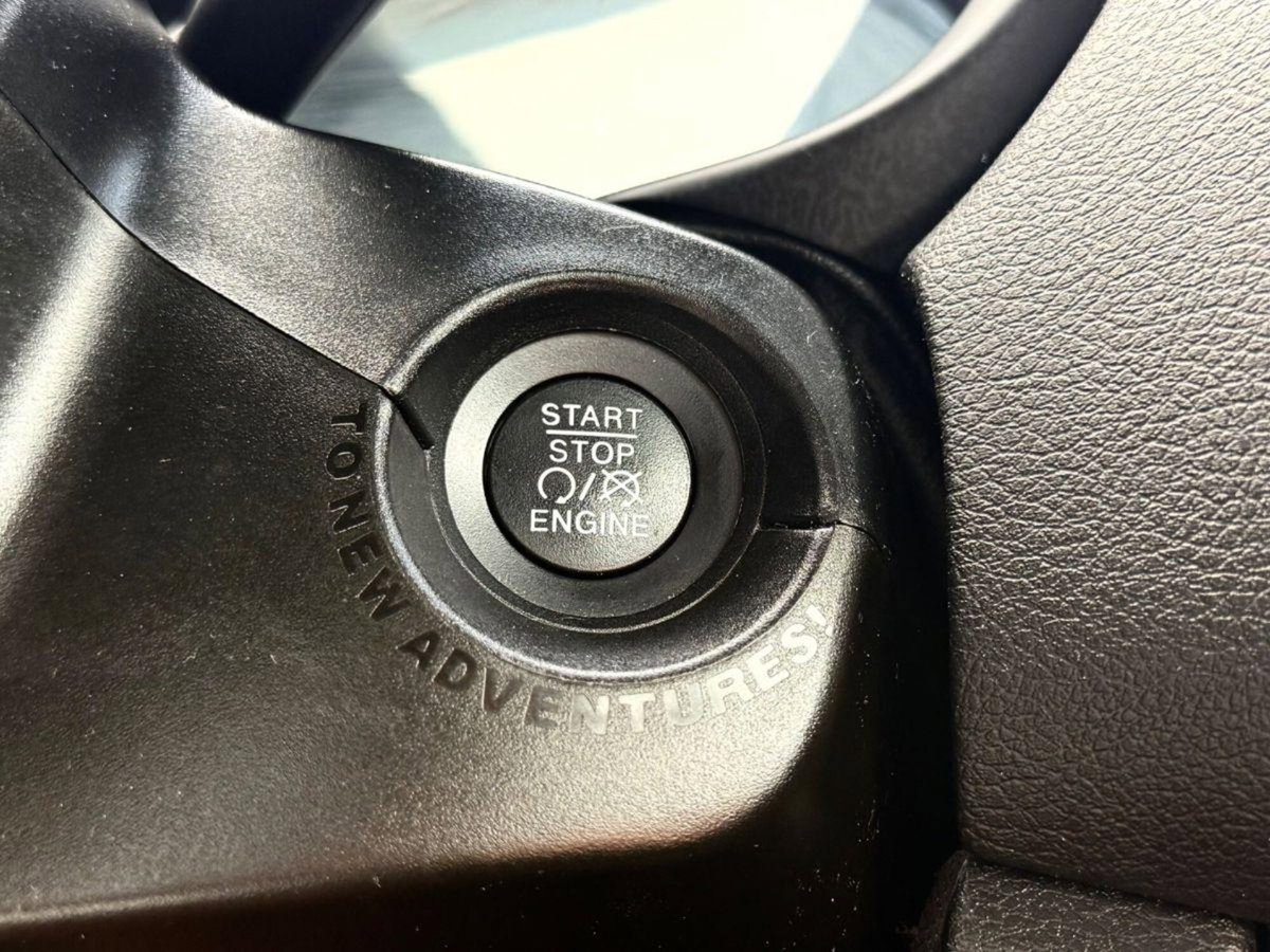Jeep Renegade 1.4 MultiAir Limited (18)
