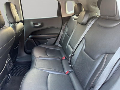 Jeep Compass 1.3 T4 190CV PHEV AT6 4xe Business (15)