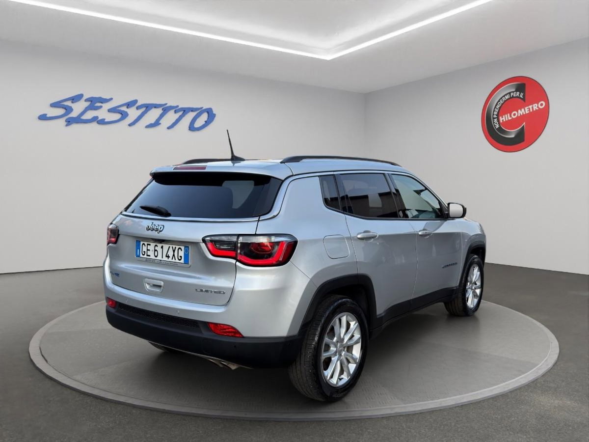 Jeep Compass 1.3 T4 190CV PHEV AT6 4xe Business (4)