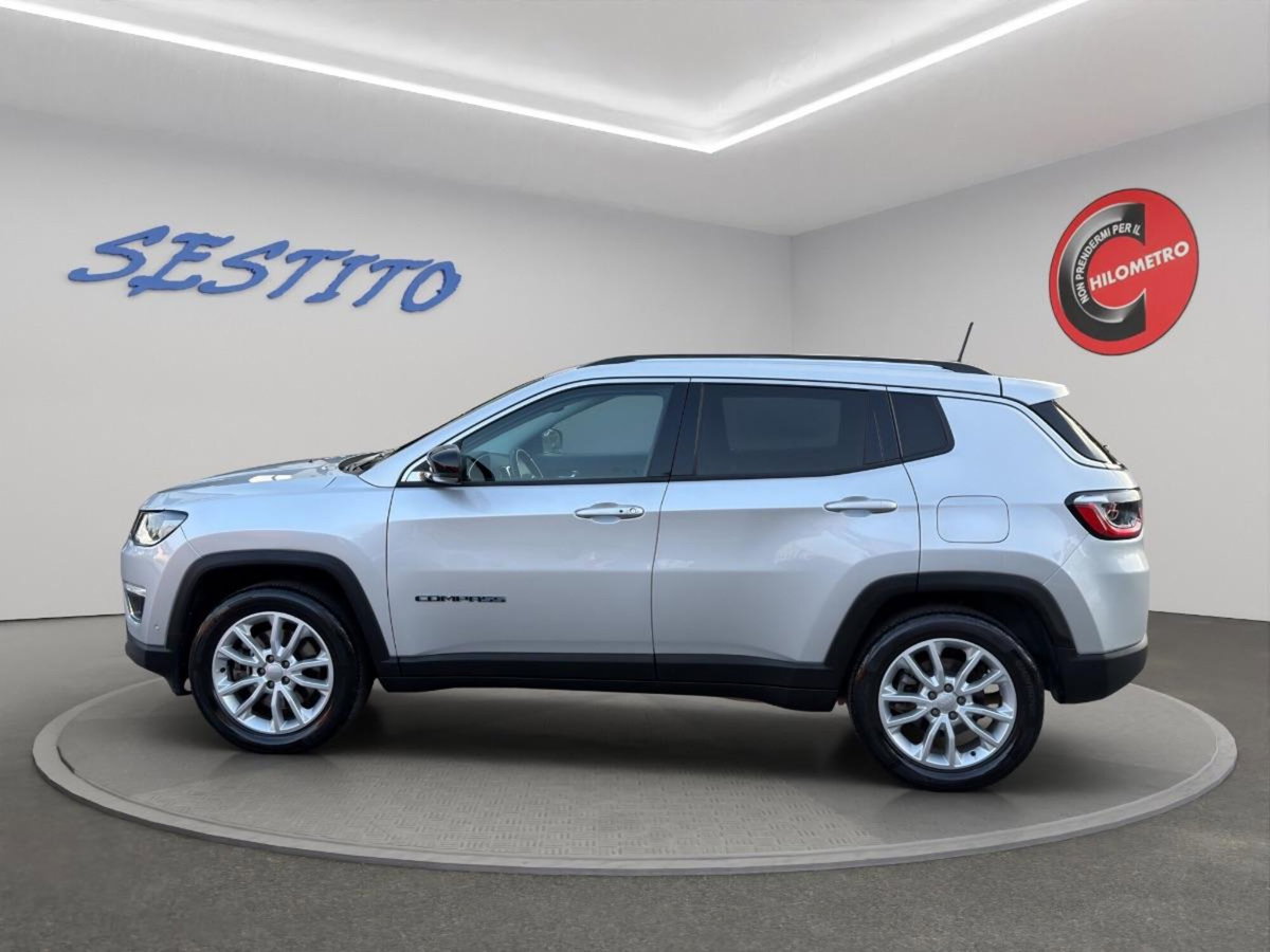 Jeep Compass 1.3 T4 190CV PHEV AT6 4xe Business (8)