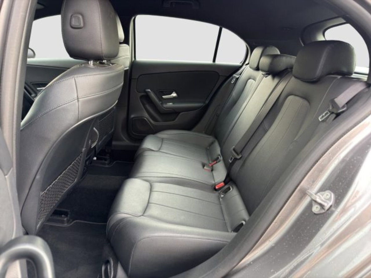 Mercedes-Benz Classe A 180 d Business Extra auto (11)