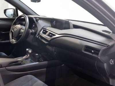 Lexus UX Hybrid 4WD Premium (5)