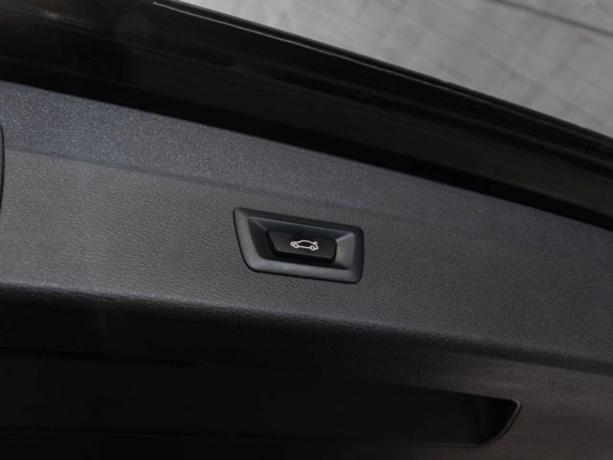 BMW X1 sDrive16d Advantage (10)