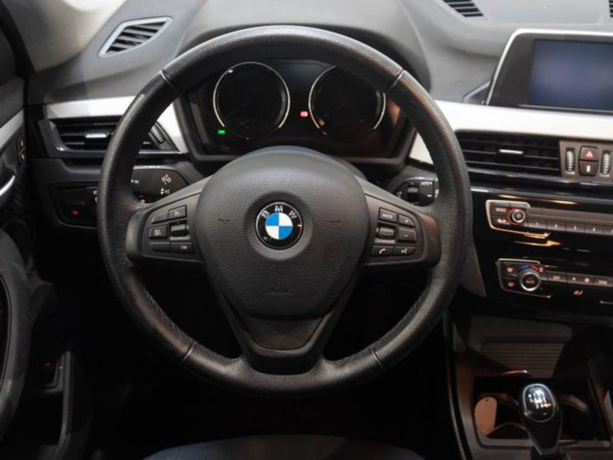 BMW X1 sDrive16d Advantage (13)