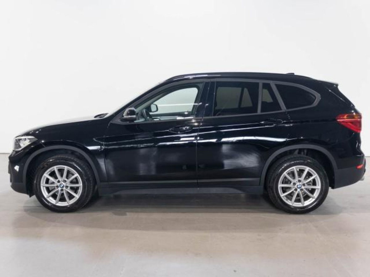 BMW X1 sDrive16d Advantage (7)
