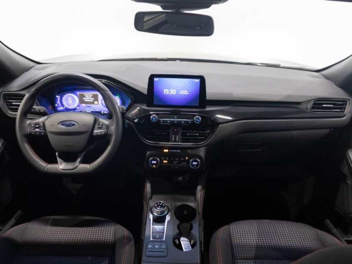 Ford Kuga 2.5 200 CV 4WD 5tronic Titanium (11)