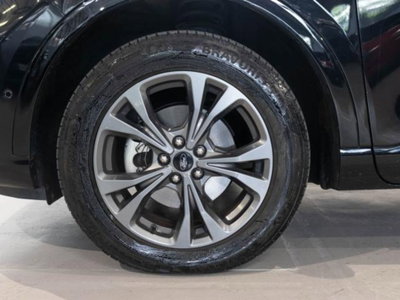 Ford Kuga 2.5 200 CV 4WD 5tronic Titanium (6)