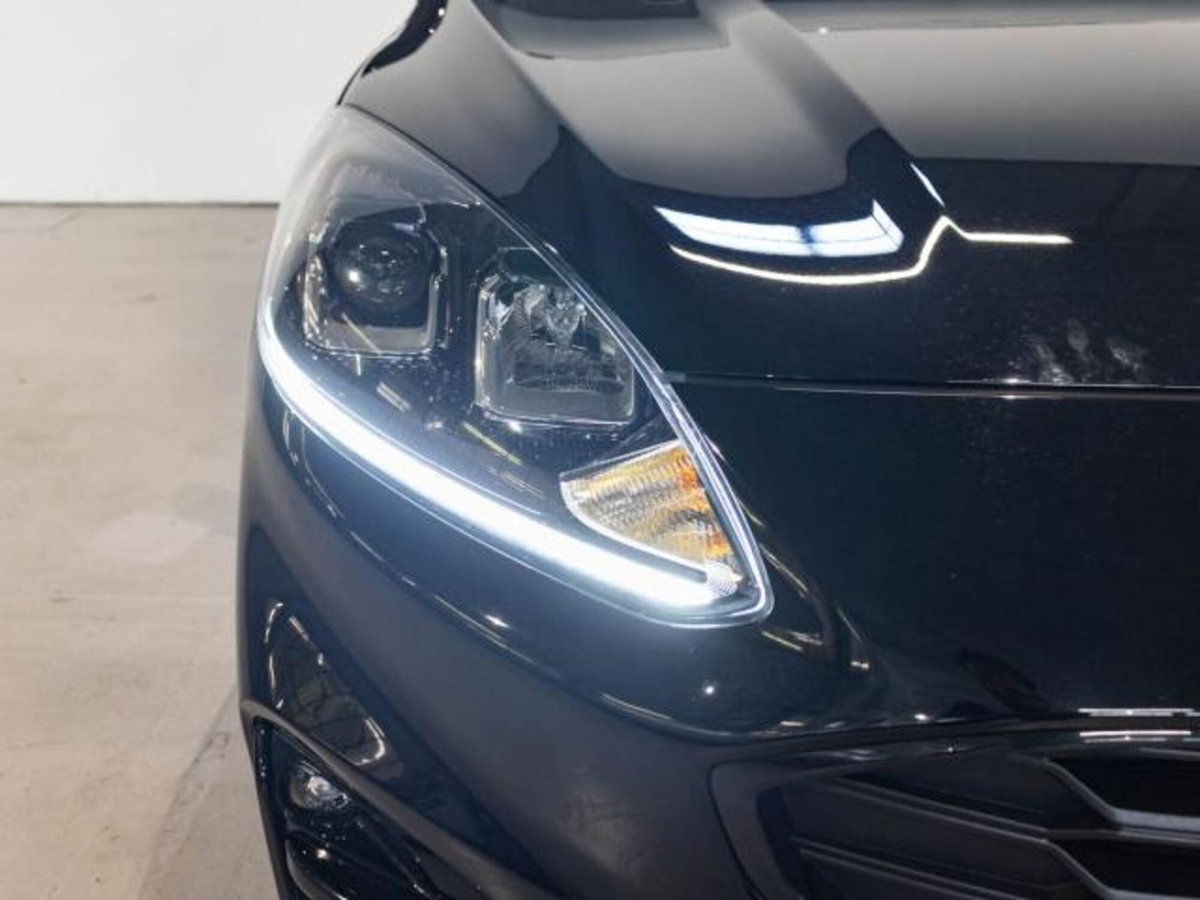 Ford Kuga 2.5 200 CV 4WD 5tronic Titanium (7)