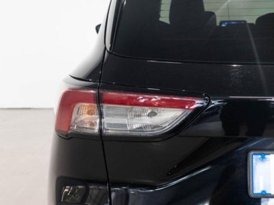 Ford Kuga 2.5 200 CV 4WD 5tronic Titanium (8)