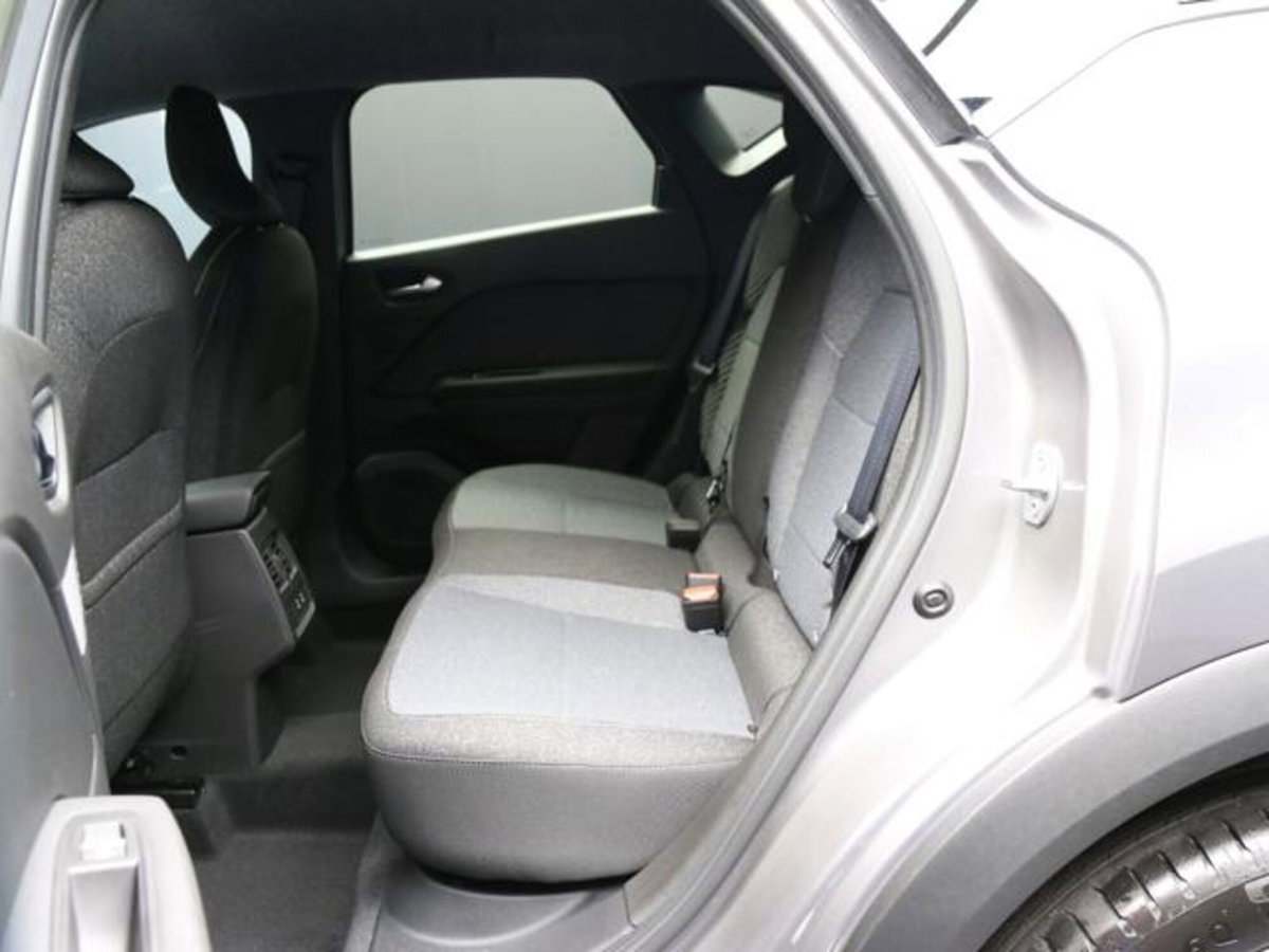 Renault Captur 1.2 eco-g Techno 120cv (8)