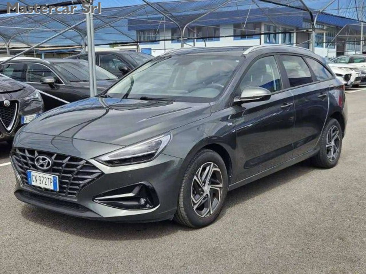 Hyundai i30 Station Wagon 1.0 t-gdi 48V Prime 120cv dct (2)