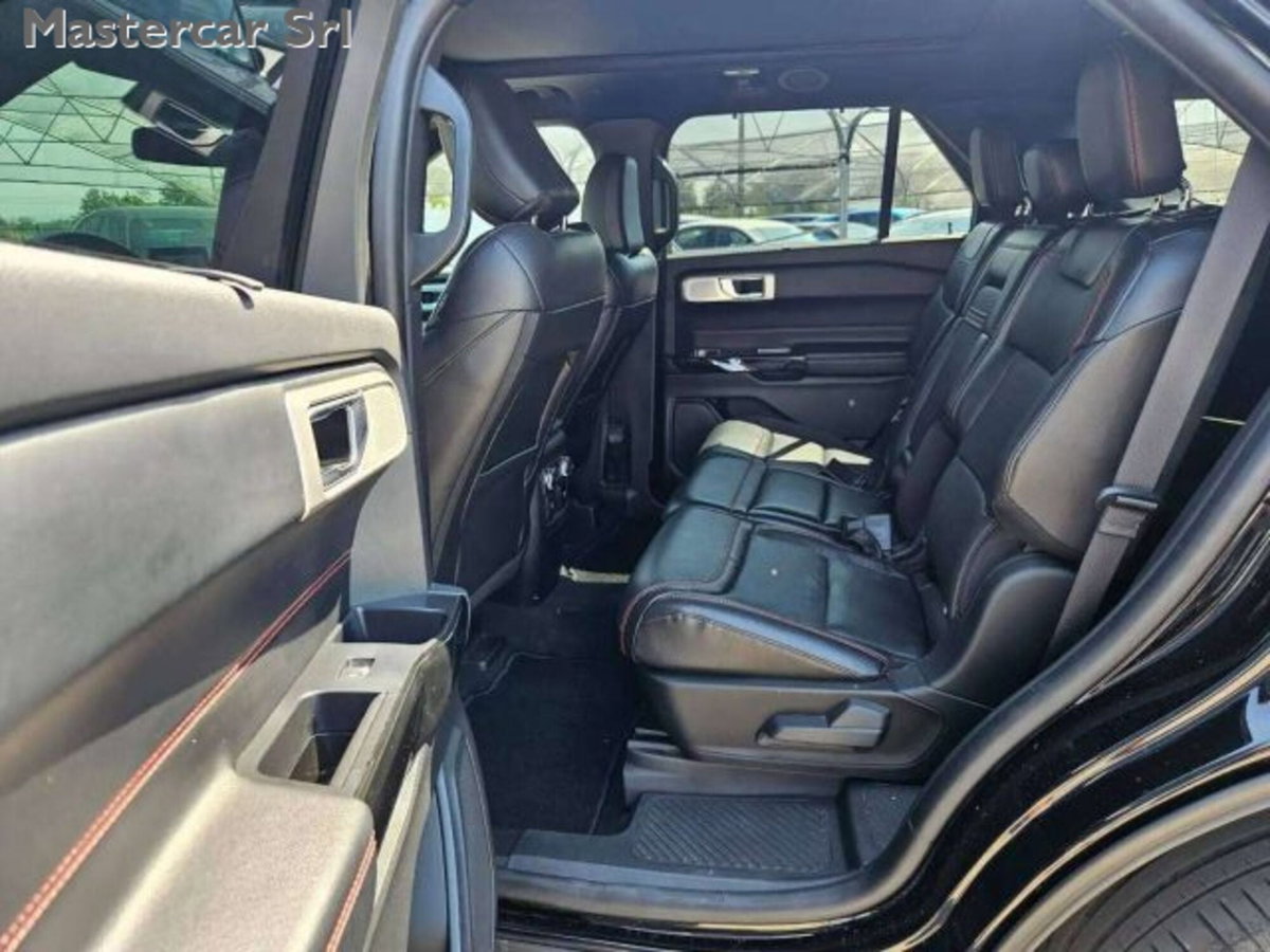 Ford Explorer 3.0 PHEV 457 CV A10 AWD ST-Line (12)