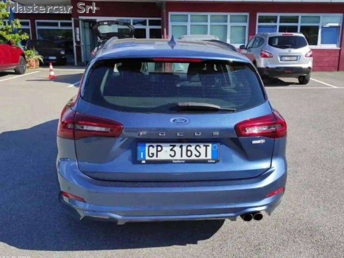 Ford Focus Station Wagon 1.0 EcoBoost Hybrid 125 CV SW ST-Line Design (5)