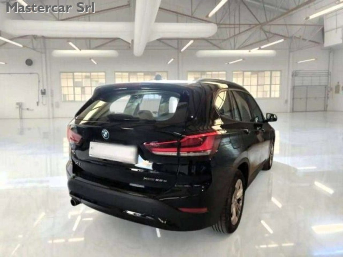 BMW X1 xDrive25e Business Advantage (5)