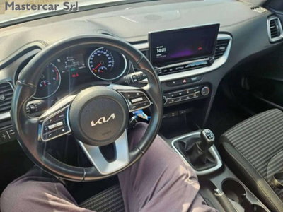 Kia Ceed Sport Wagon 1.6 CRDi 136 CV MHEV SW Business (10)