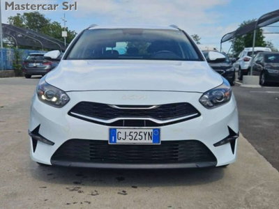 Kia Ceed Sport Wagon 1.6 CRDi 136 CV MHEV SW Business (2)