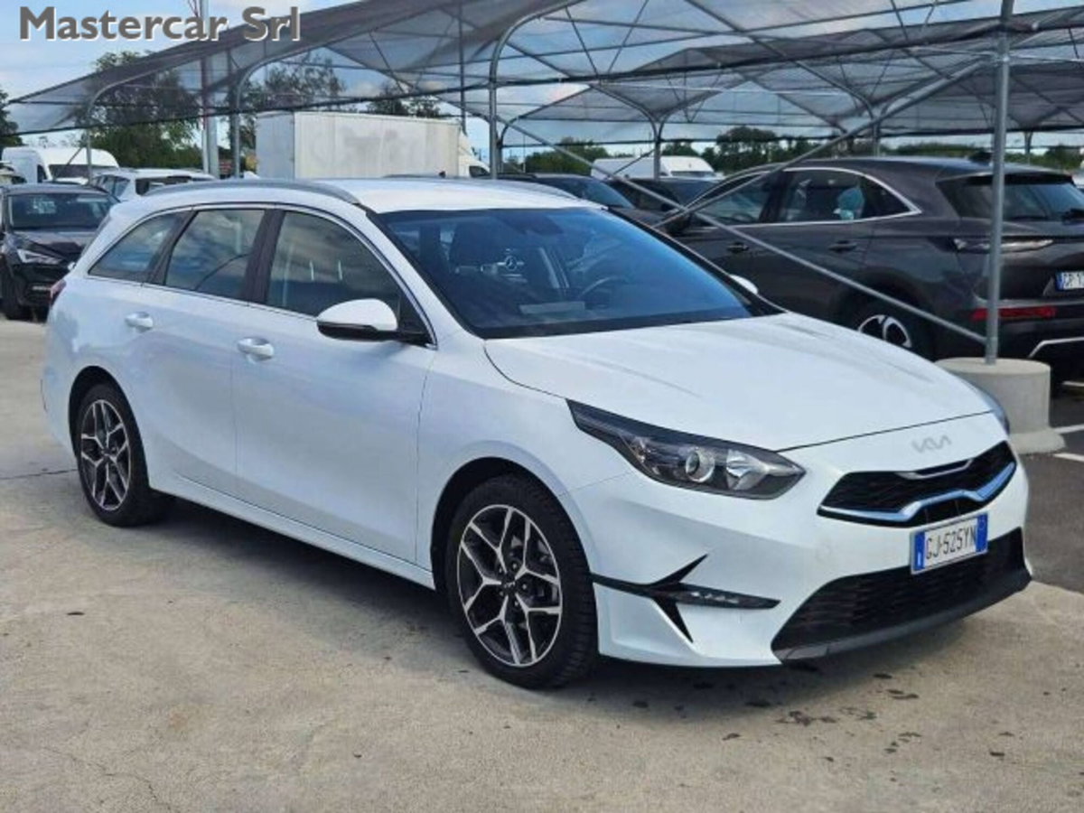 Kia Ceed Sport Wagon 1.6 CRDi 136 CV MHEV SW Business (3)
