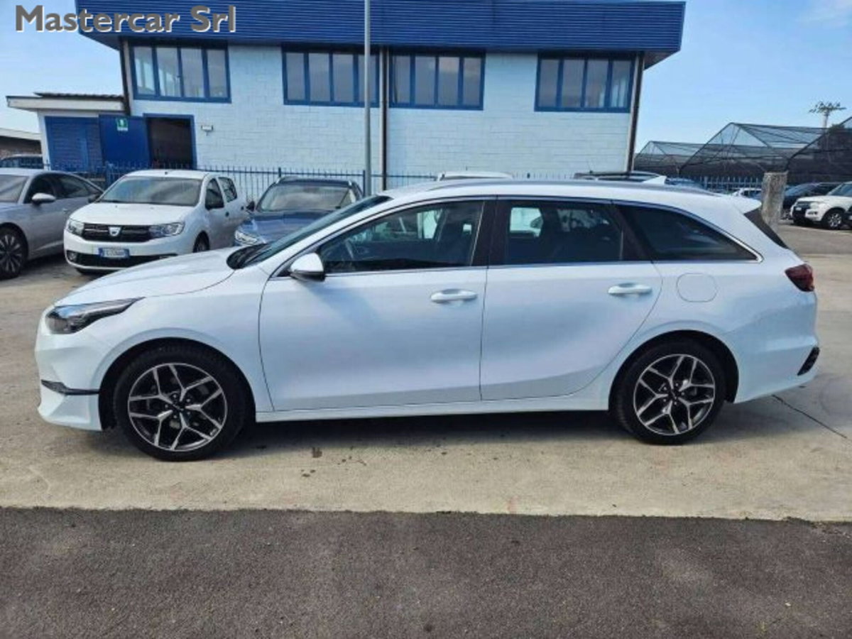 Kia Ceed Sport Wagon 1.6 CRDi 136 CV MHEV SW Business (5)