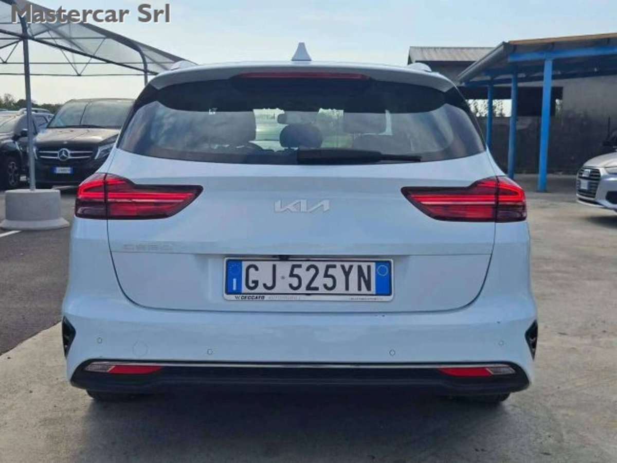 Kia Ceed Sport Wagon 1.6 CRDi 136 CV MHEV SW Business (7)