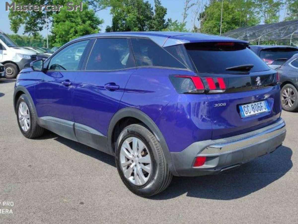 Peugeot 3008 BlueHDi 130 S&S Business (7)
