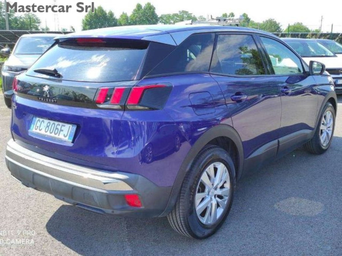 Peugeot 3008 BlueHDi 130 S&S Business (8)