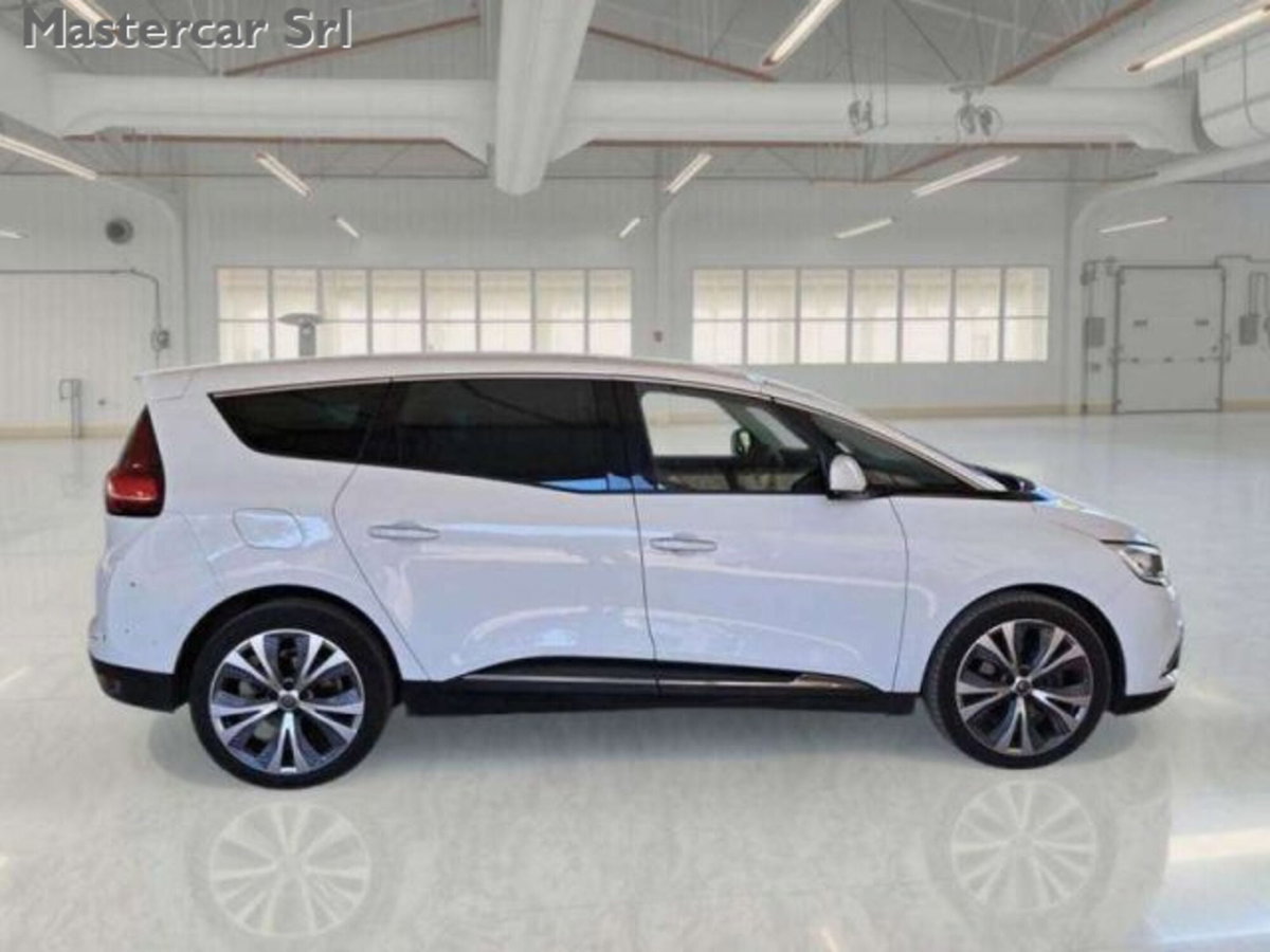 Renault Grand Scénic 1.7 blue dci Intens 150cv edc (7)
